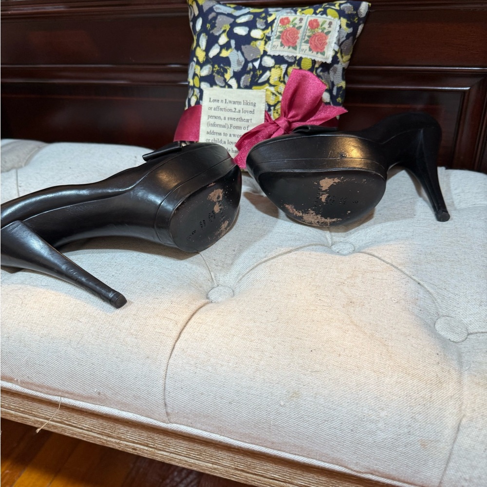 Elegant Black Women's Heels - 100% authentic Casadei!